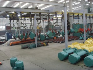 赤壁蒲圻起重機(jī)械噴漆車(chē)間圖展。